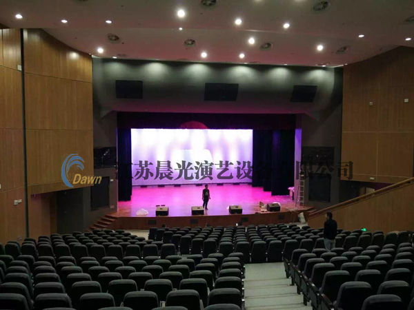 升降舞臺(tái)
